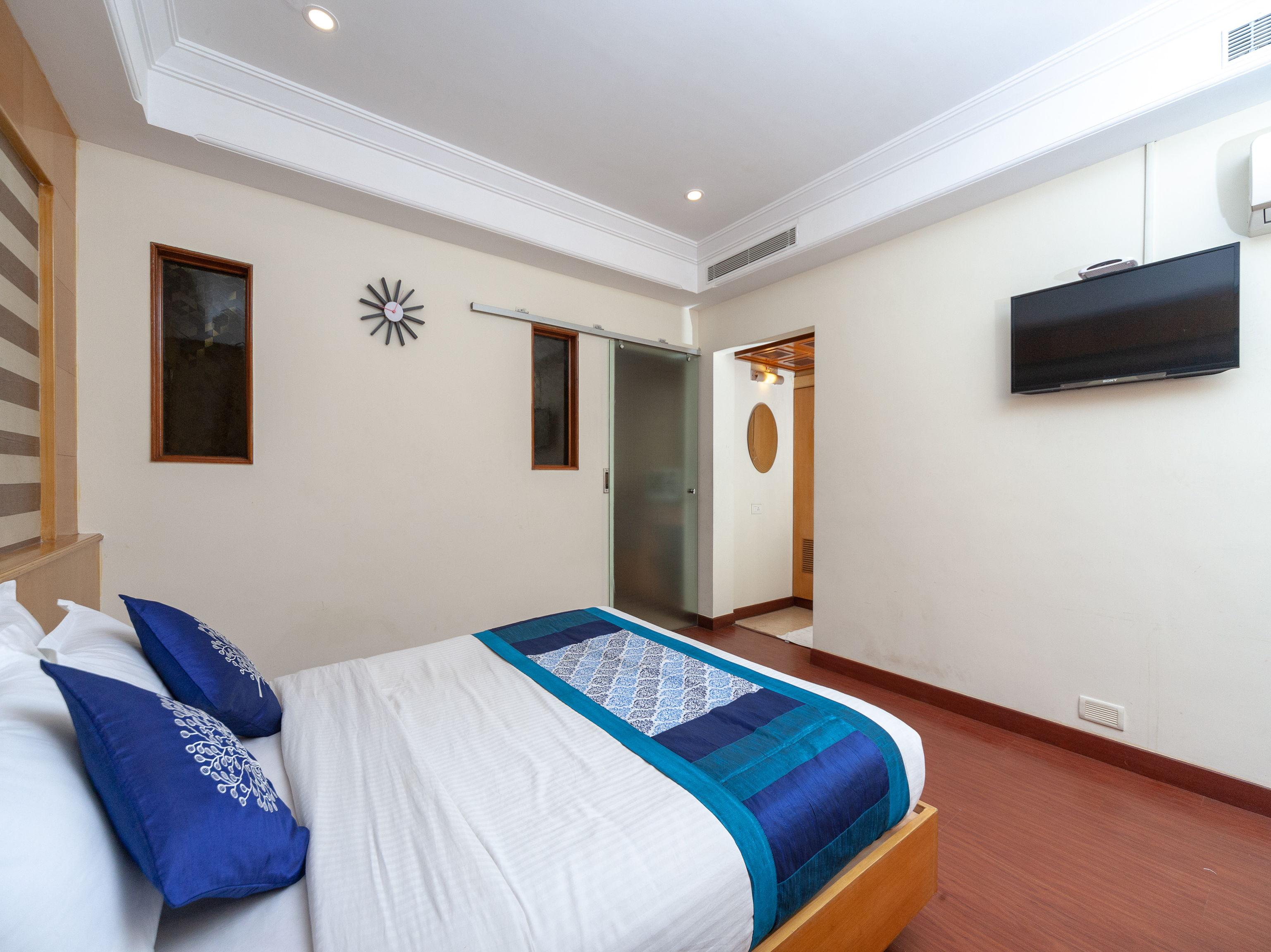 Capital O 6229 Ilara Hotels And Resorts Siruseri Exterior photo